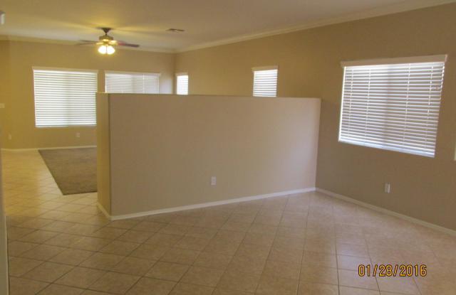 2310 S ABBEY -- Gallery 2