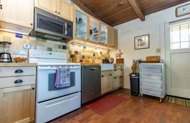 Temporary, Furnished Rental! photos photos Temporary, Furnished Rental! photos photos