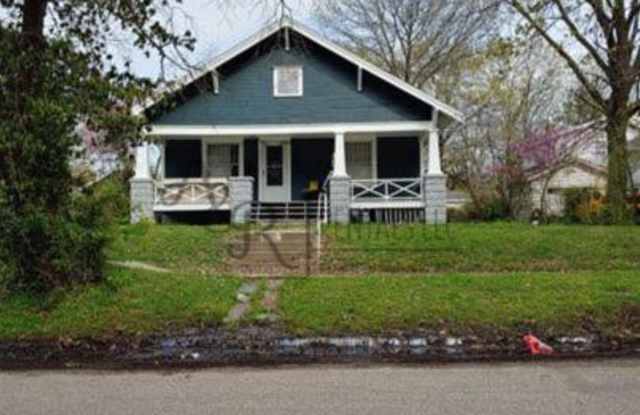 1207 South Elm photos photos