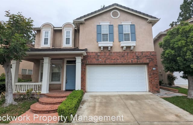 7 Mount Vernon - 7 Mount Vernon, Irvine, CA 92620