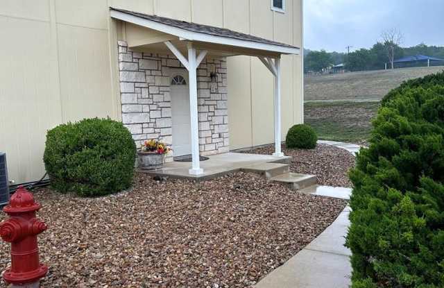2318-c Sailing Way - 2318 Sailing Way, Kerrville, TX 78028