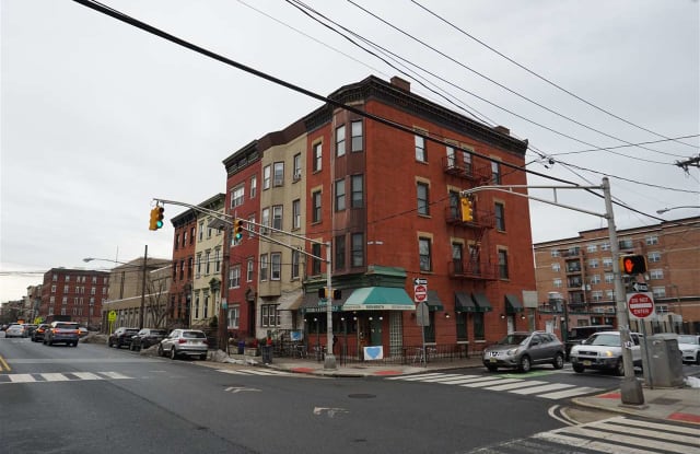 303 12TH ST - 303 12th St, Hoboken, NJ 07030