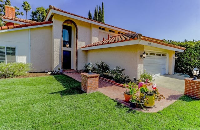 929 Newbury Road - 929 Newbury Road, Thousand Oaks, CA 91320