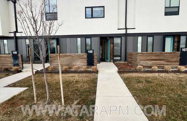 1014 West 1700 South - 1014 West 1700 South, Salt Lake City, UT 84104