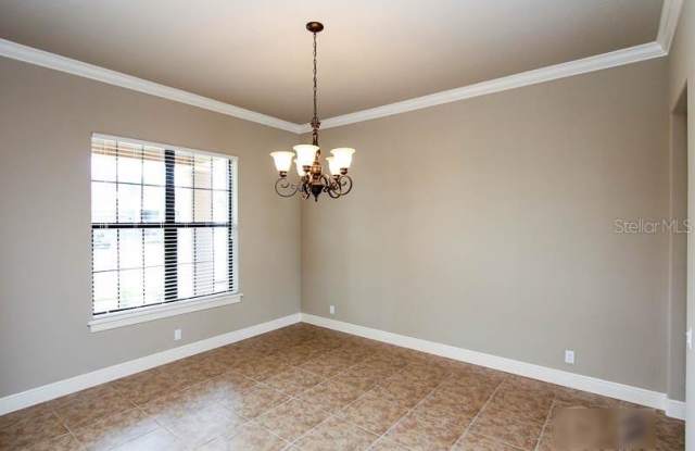 15708 OAKLEAF RUN DRIVE Gallery 4