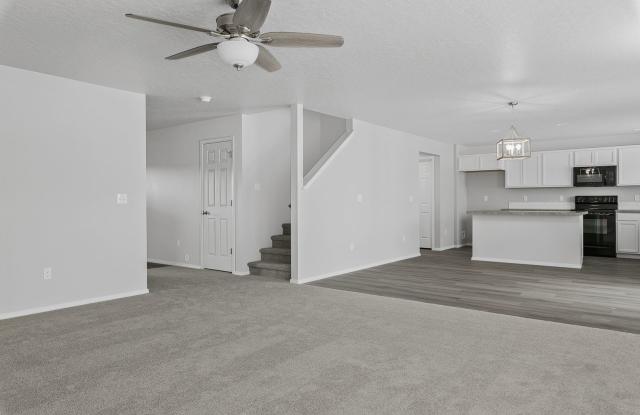 BEAUTIFUL & SPACIOUS 2636sf Nampa Home w/3-Car Garage Gallery 4