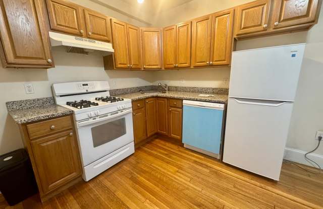 One Bedroom with Heat on GL-B Comm Ave Brighton - 1613 Commonwealth Avenue, Boston, MA 02135 One Bedroom with Heat on GL-B Comm Ave Brighton - 1613 Commonwealth Avenue, Boston, MA 02135