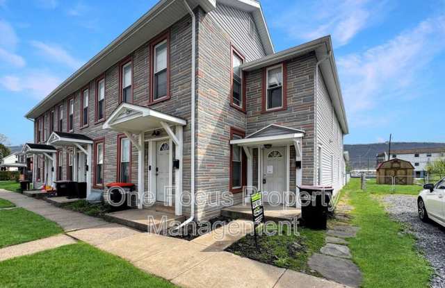 422 E Bald Eagle Street photos photos