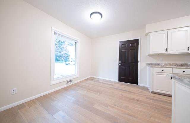 14200 Elgin Ct. Gallery 4
