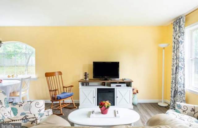 7306 PHEASANT RIDGE COURT Gallery 3