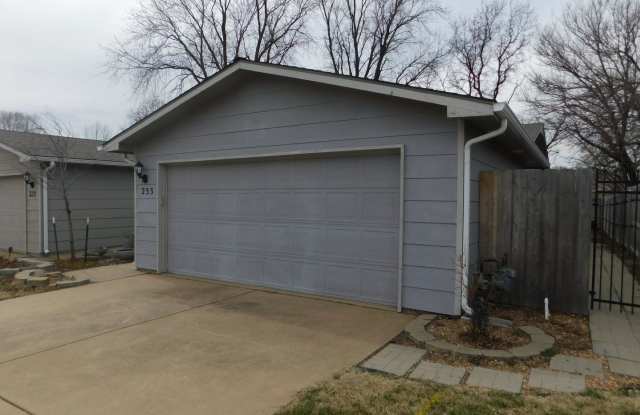 233 S Westview - 233 South Westview Drive, Derby, KS 67037