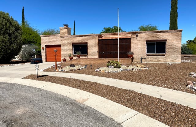 61 East La Grosella - 61 La Grosello, Green Valley, AZ 85614
