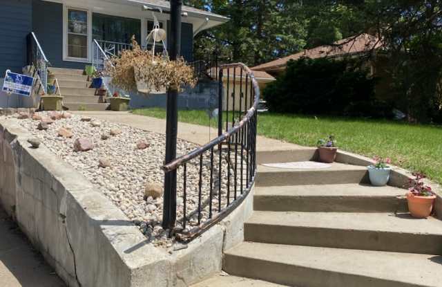 3120 Douglas St photos photos