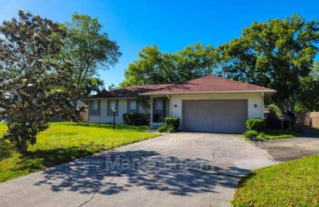 5460 SE 22nd PL - 5460 Southeast 22nd Place, Marion County, FL 34480