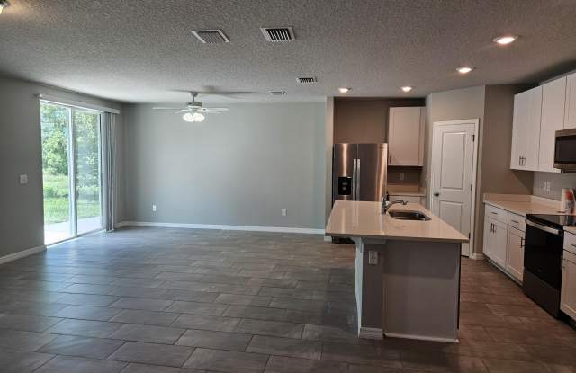 2353 Glenridge Drive Gallery 4