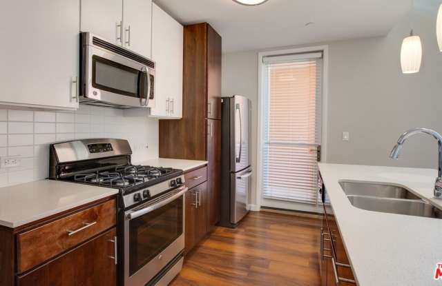 1008 Lake St photos photos