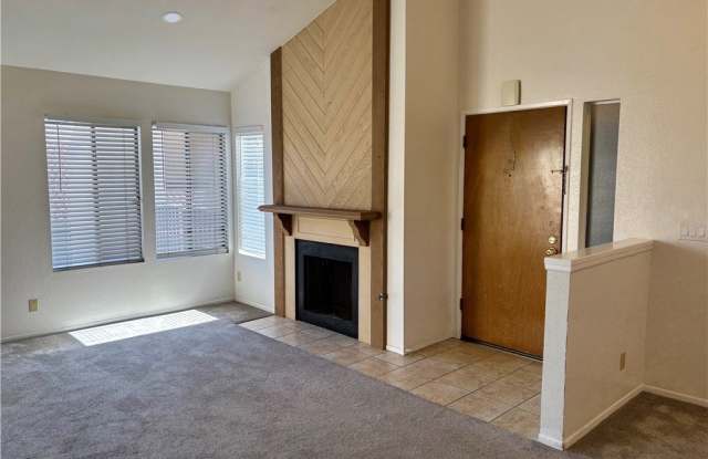 4791 Lago Drive Gallery 3