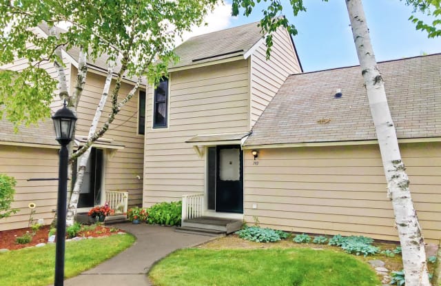 749 Shepard Court - 749 Shepard Court, Gurnee, IL 60031