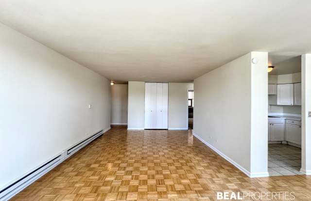 1446 N Dearborn St photos photos