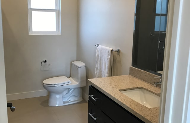 325 Cedar St - 325 Cedar Street, Millbrae, CA 94030