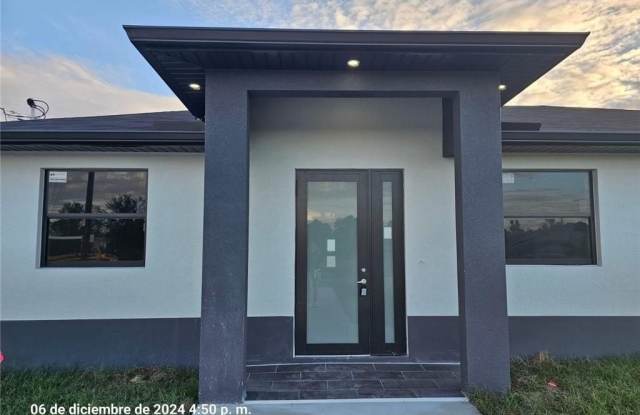 3017 58th Street W photos photos