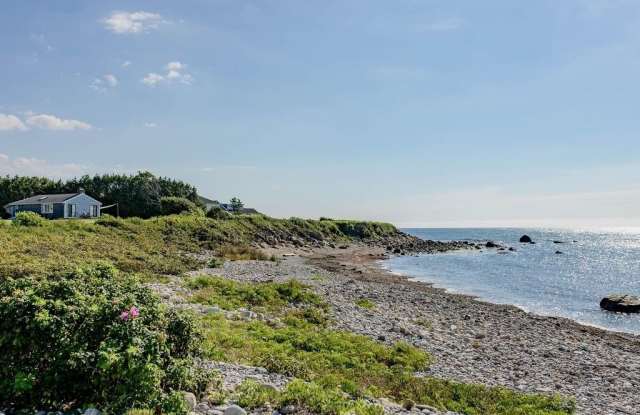 31 Beach Drive Gallery 1