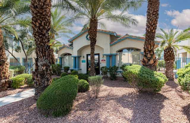 First floor in a gated community 1 bedroom 1 bathroom condo photos photos