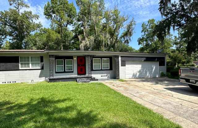 Renovated 3/1 Ready to Move In! photos photos