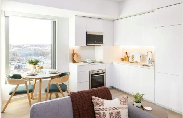 Luxurious 2Bed in the Heart of Fenway Pk; All Util Included and 1 Mo. Free w/ Select Move-in Dates - photos photos
