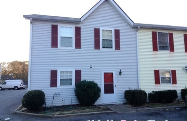 2871 Spring Villa Lane South East - 2871 Spring Villa Ln SE, Smyrna, GA 30080