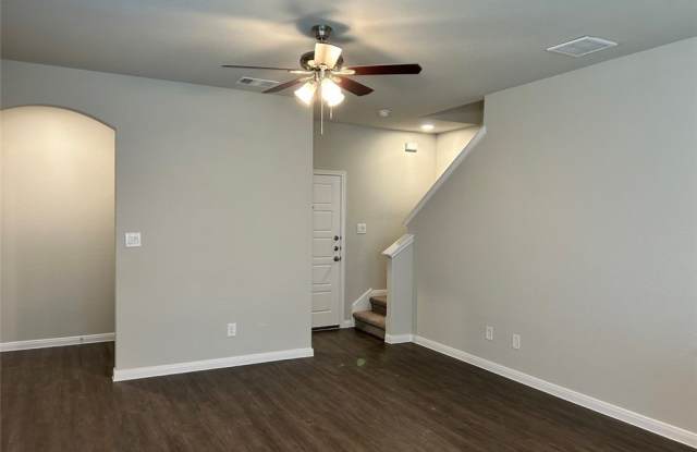 3414 Lindsay Lane Gallery 4