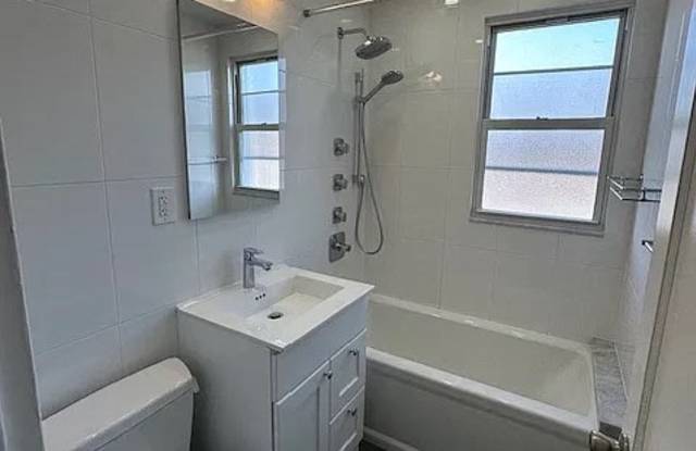 5 Wainwright Ave Apt 1B Gallery 2