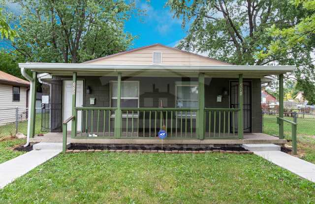 2531 North Tacoma Avenue photos photos