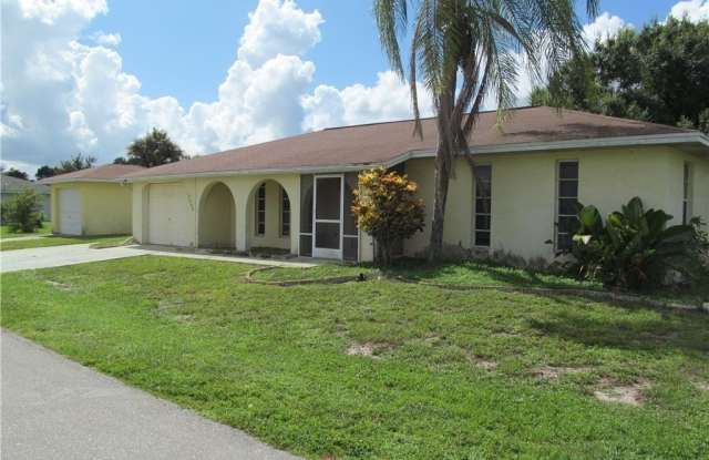 19486 Poppytree Court Gallery 1