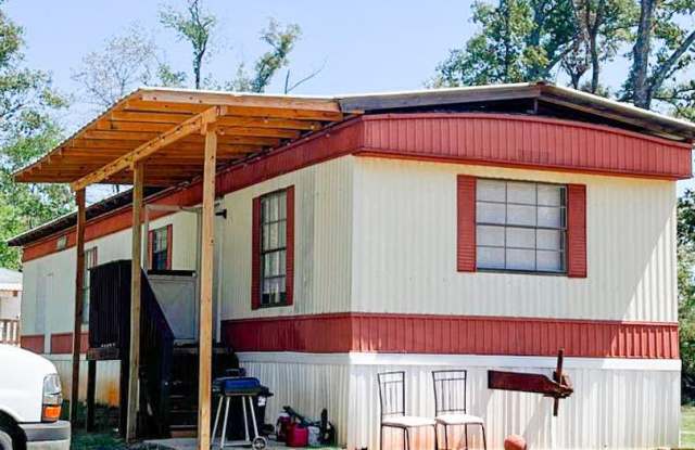 2 Bedroom Home in Holden – $875 Rent + $225 Monthly Utility Fee Gallery 3