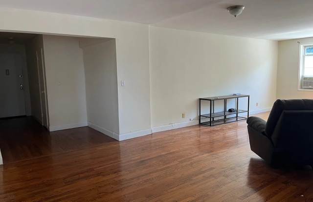 709 Warburton Ave Apt 4G Gallery 3