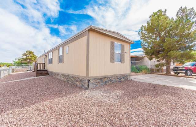 Incredible 3 bedroom, 1 1/2 bath mobile home in Northeast El Paso! photos photos