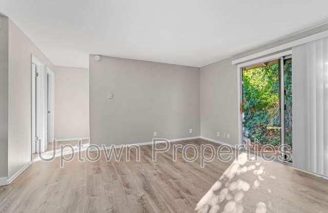 15081 SE East Ave - 15081 Southeast East Avenue, Oak Grove, OR 97267