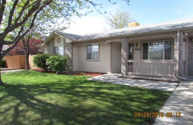 3 Bed 2 Bath Home in Quiet Grand Junction Neighborhood photos photos