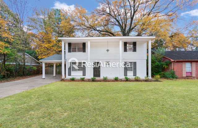 Beautiful 4bed /2 bath home with large yard photos photos