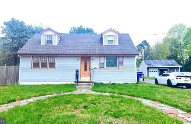 804 CARPENTER Street photos photos