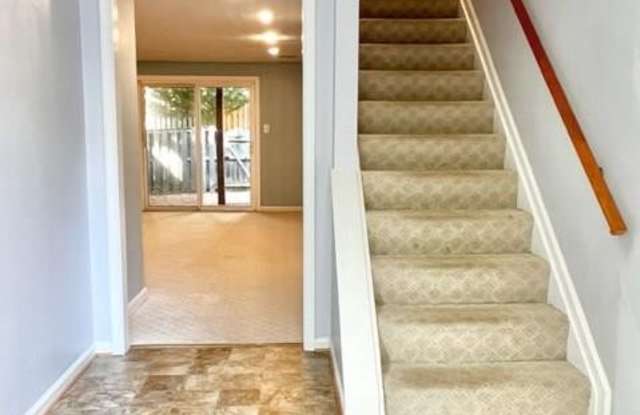 13911 GUNNERS PLACE Gallery 4