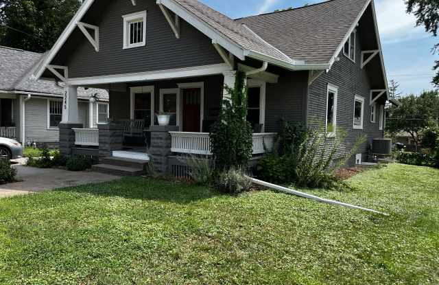 2245 Ryons Street photos photos
