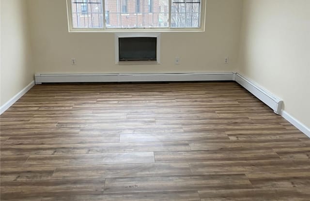 2412 Lyvere Street - 2412 Lyvere Street, Bronx, NY 10461