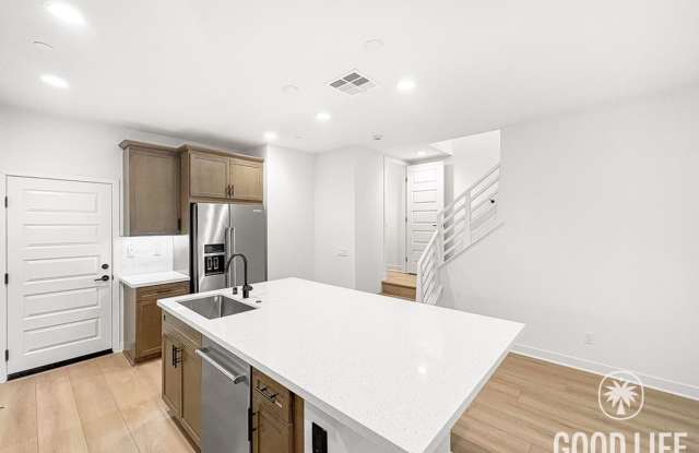 Modern 3BD/3BA in San Marcos - 511 Spindle Way, San Marcos, CA 92078