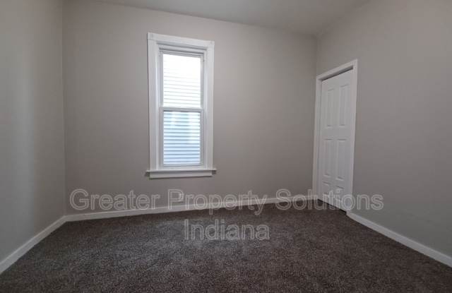 1719 Sheridan AveLower Gallery 4