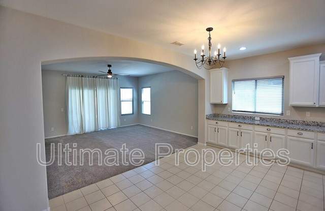 10814 W Swayback Pass Gallery 4