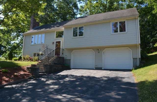 11 Bluegrass Ln photos photos