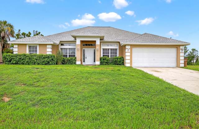 Fresh Water Canal, dock, 4 Bedroom 2 Bath 2 car Garage over 2100 sq.ft of Living Area photos photos
