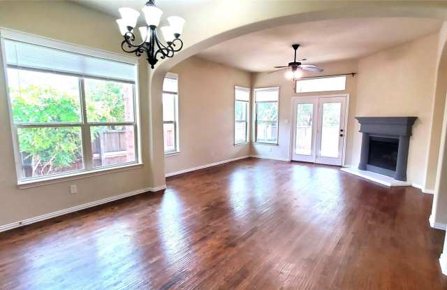 2614 Independence Drive Gallery 2